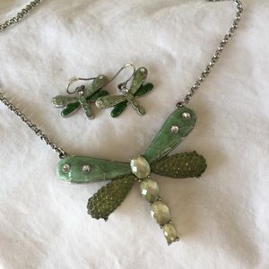 Dragonfly necklace and earrings set